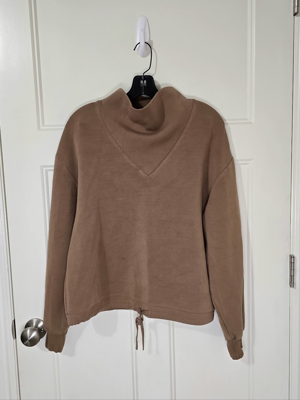 Varley Betsy Sweatshirt in Antler Brown Women's  Small Doublesoft Cozy - Picture 2 of 10